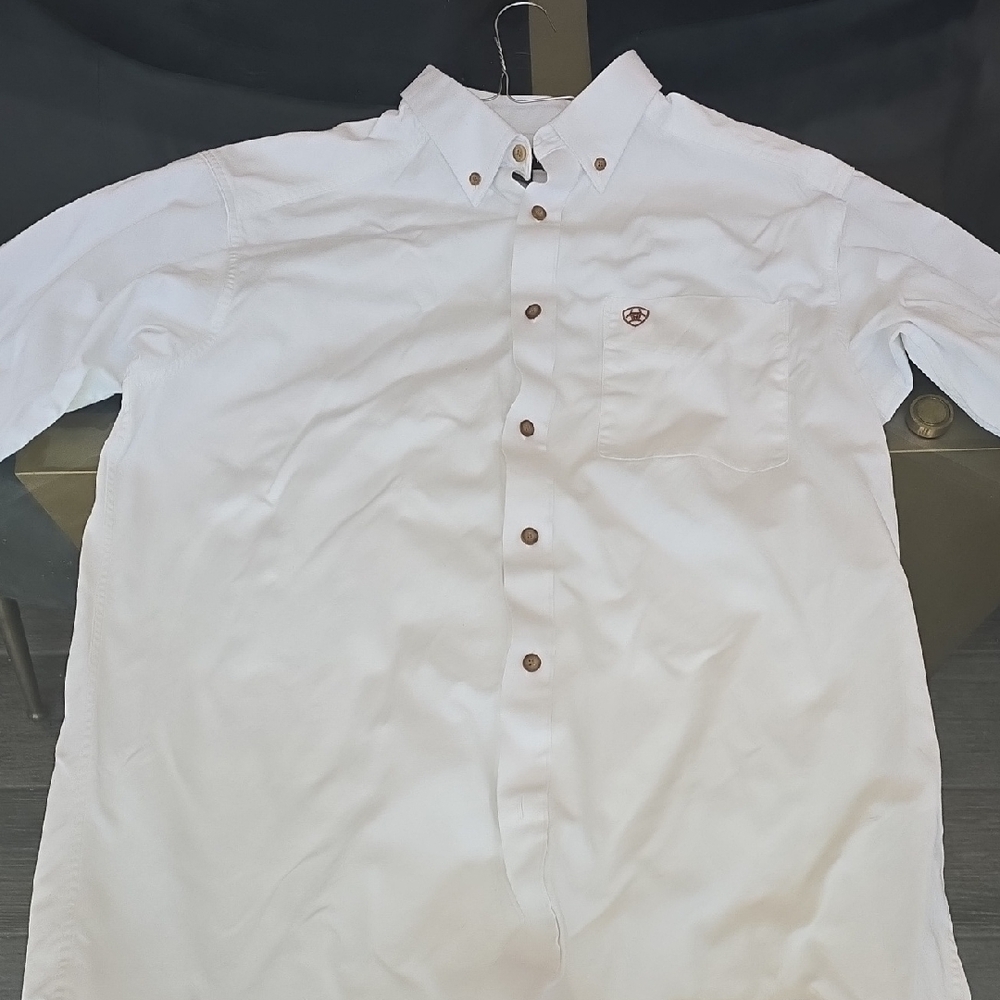 Ariat White Casual Button-Down Shirt